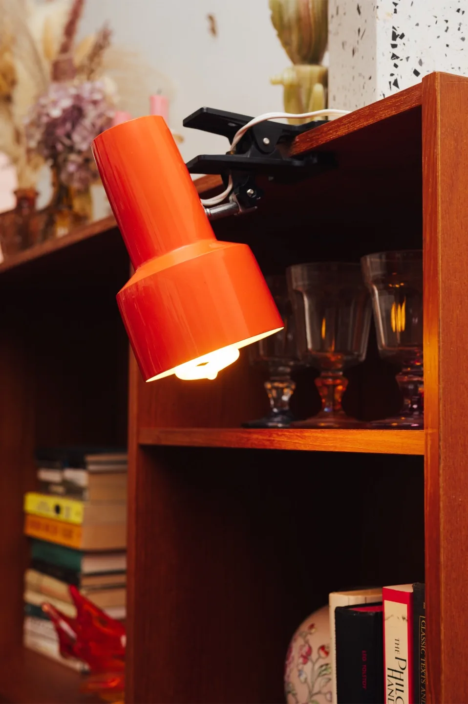 MCM Vintage Clip Lamp in Wild Orange 🧡 thumbnail