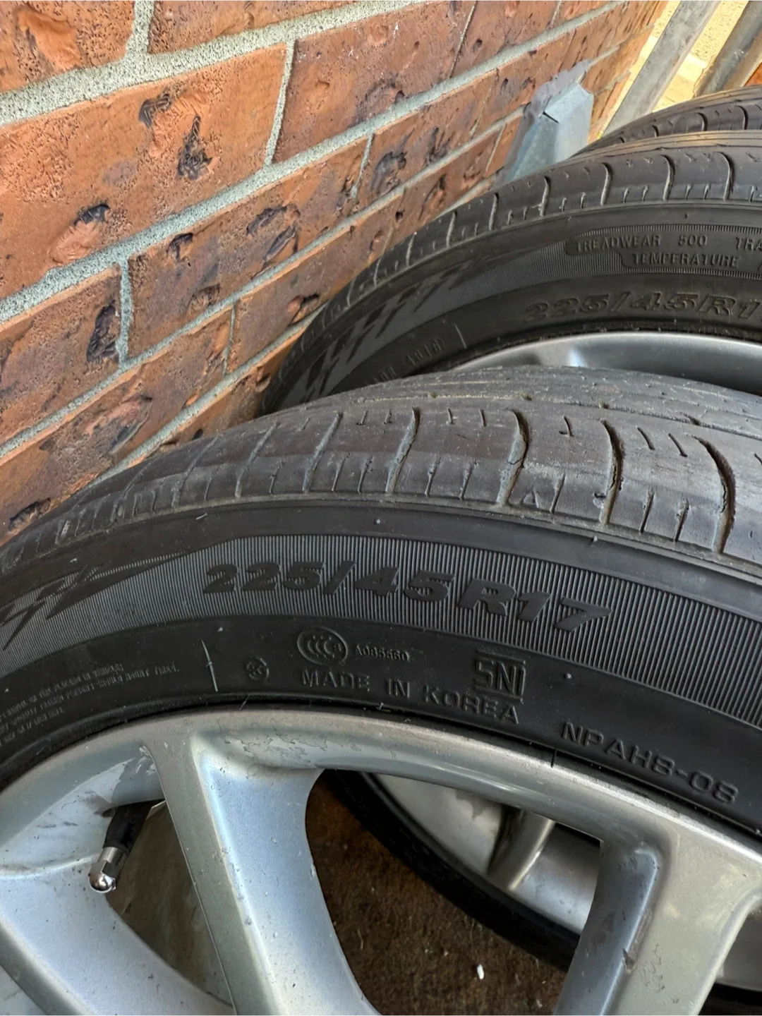 Dodge 225/45R17 Tires with Rims - Set of 4 image indicator(5)