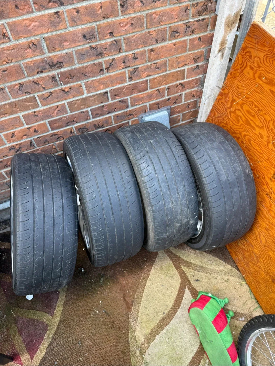 Dodge 225/45R17 Tires with Rims - Set of 4 image indicator(4)