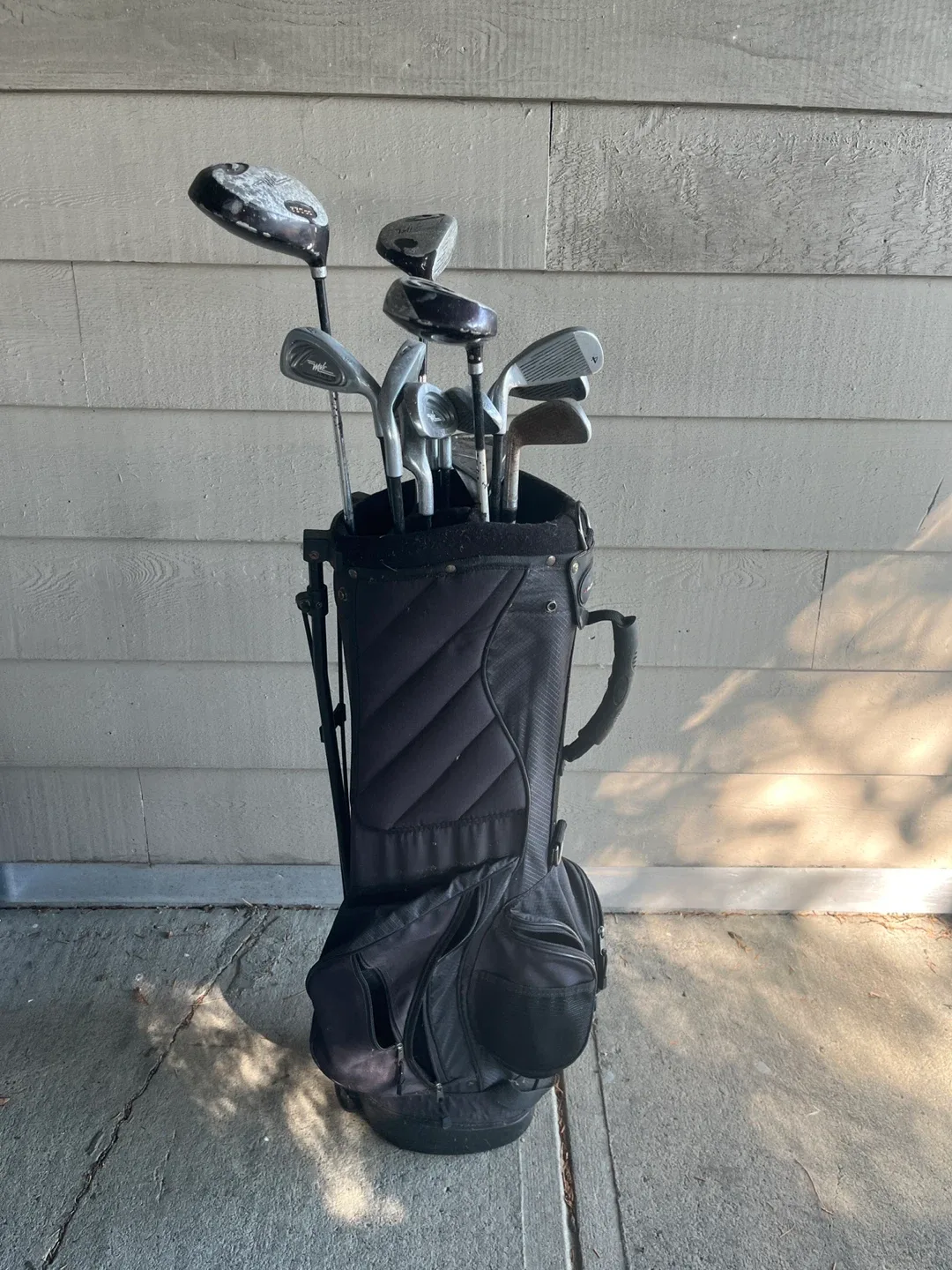 Adams Golf Club Set with Bag thumbnail