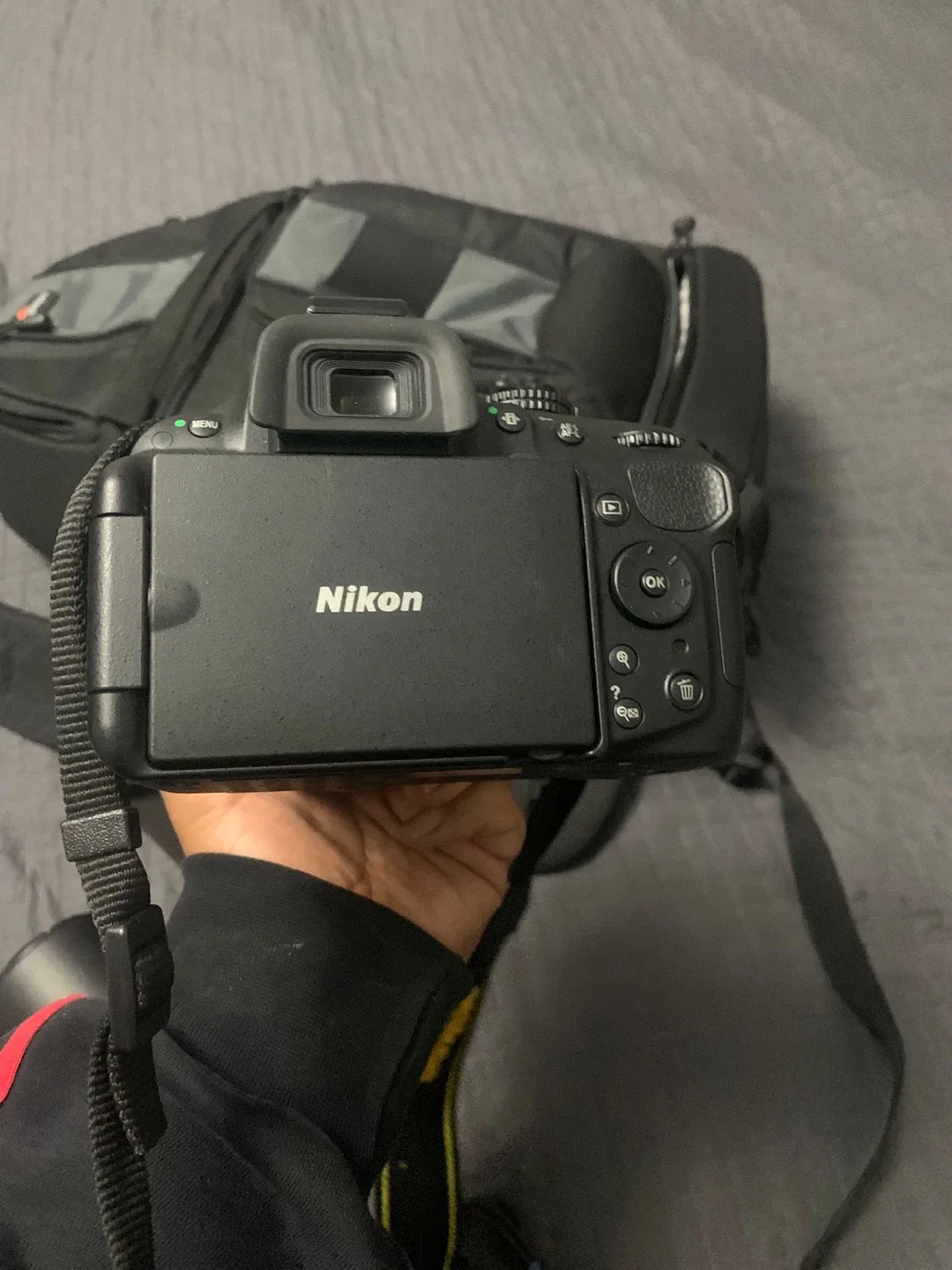 Nikon D5300 DSLR Camera with Lowepro Bag image indicator(7)