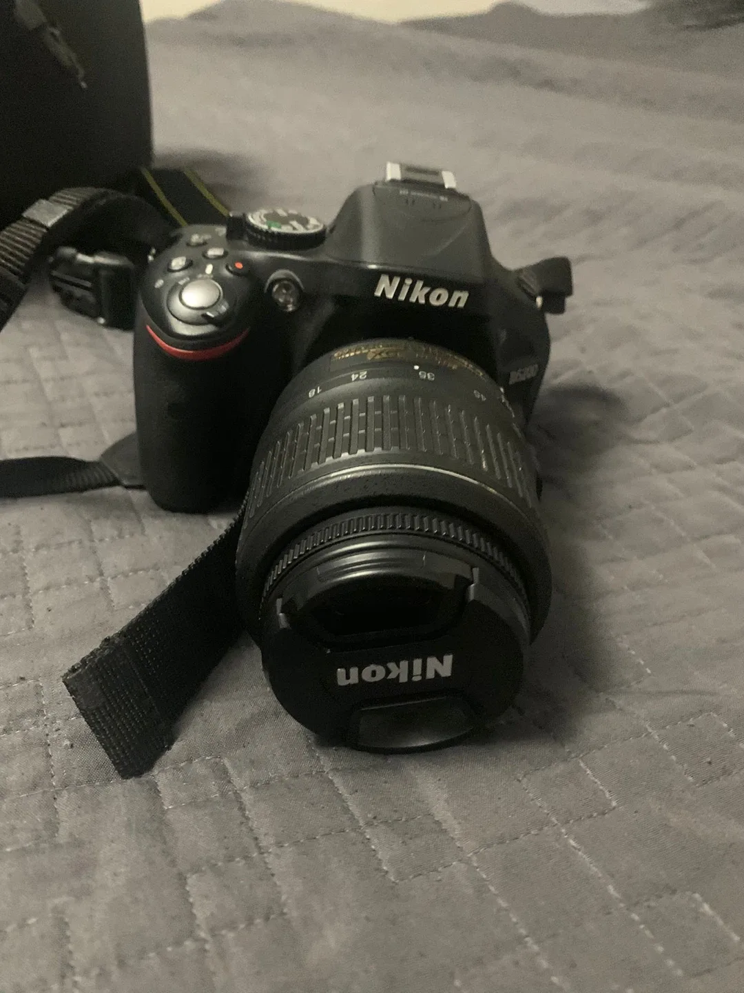 Nikon D5300 DSLR Camera with Lowepro Bag image indicator(6)