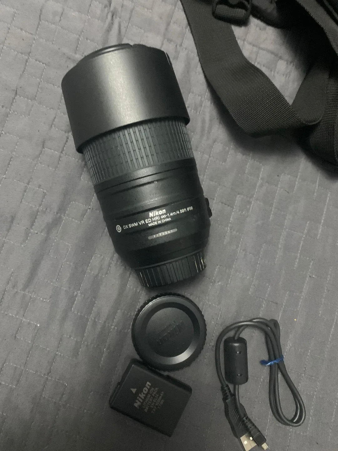 Nikon D5300 DSLR Camera with Lowepro Bag image indicator(8)