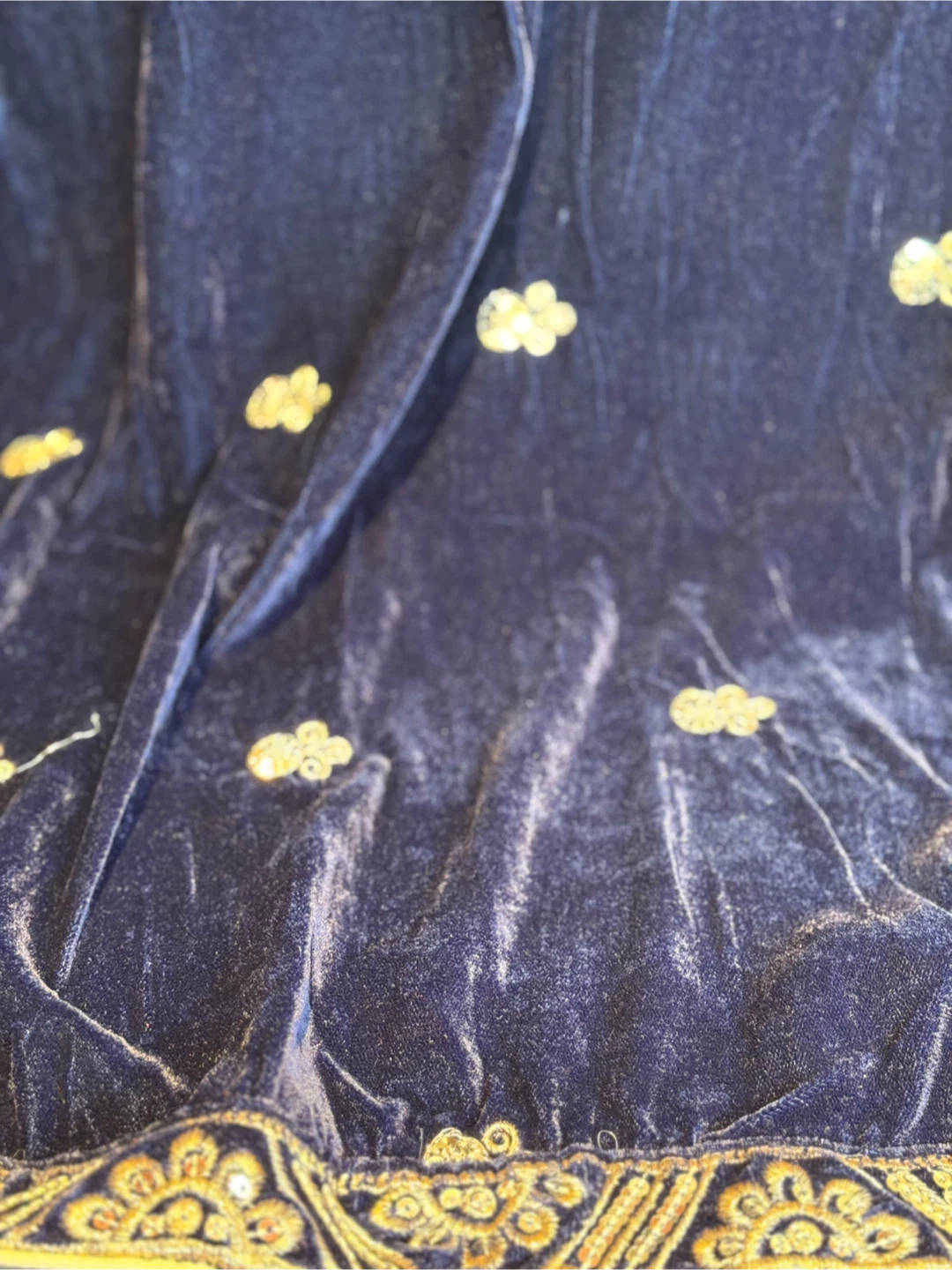 Velvet Shawl - Blue with Gold Embroidery - photo 2