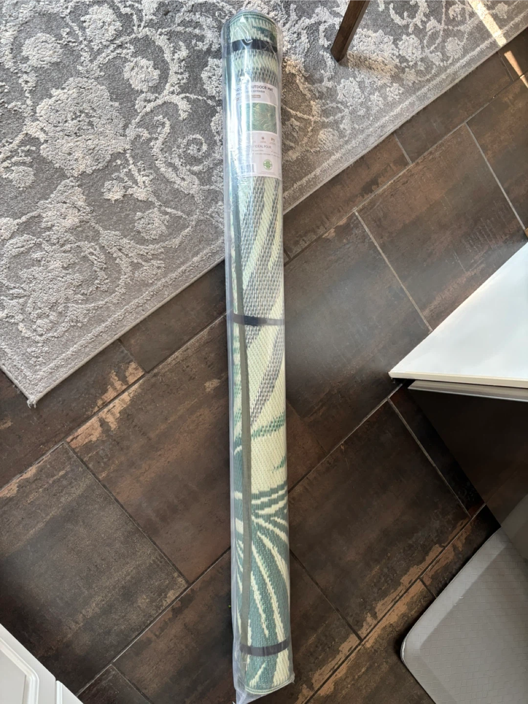 Indoor Outdoor Mat 5ft x 8ft - photo 2