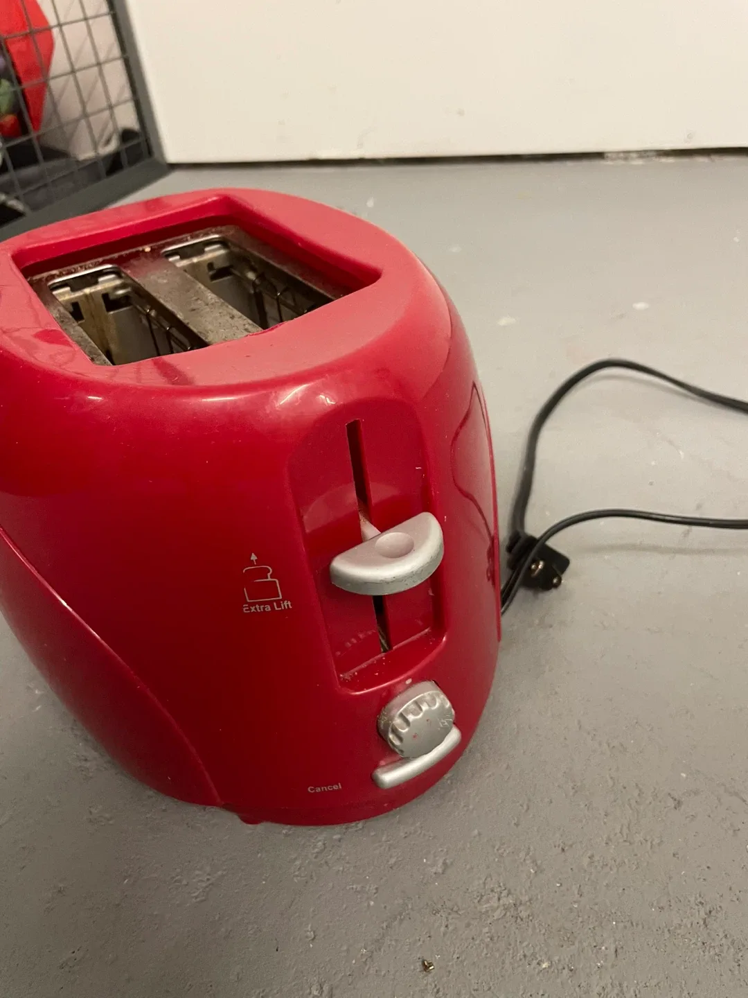 Rival Red Toaster thumbnail