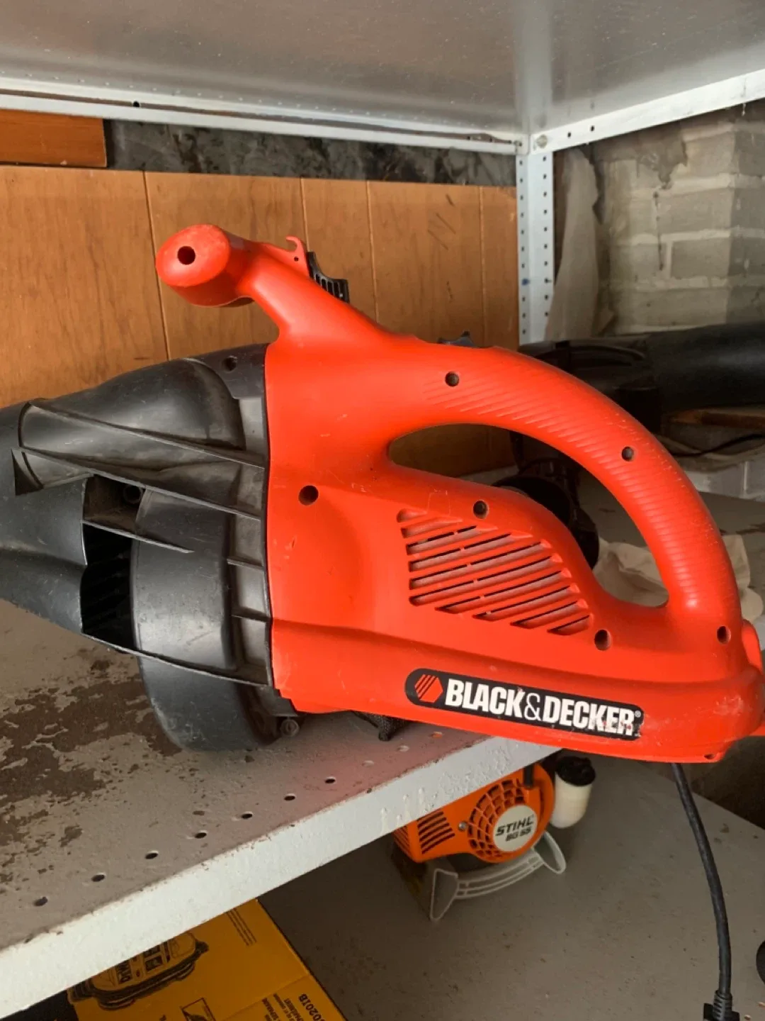 Black & Decker Leaf Blower thumbnail