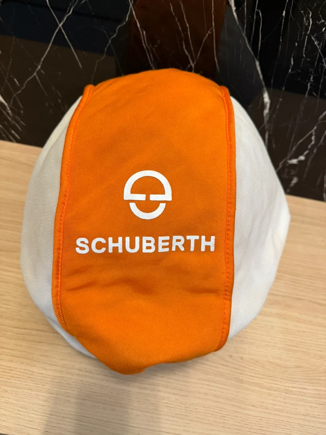 Schuberth C4 Pro Carbon Helmet 2023 image indicator(4)