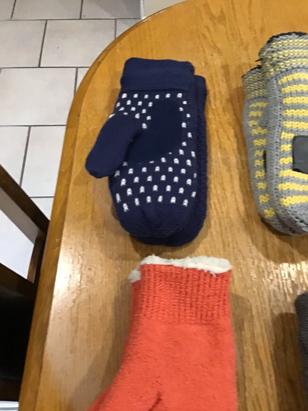 Assorted Mittens & Gloves - Kids/Toddler image indicator(3)