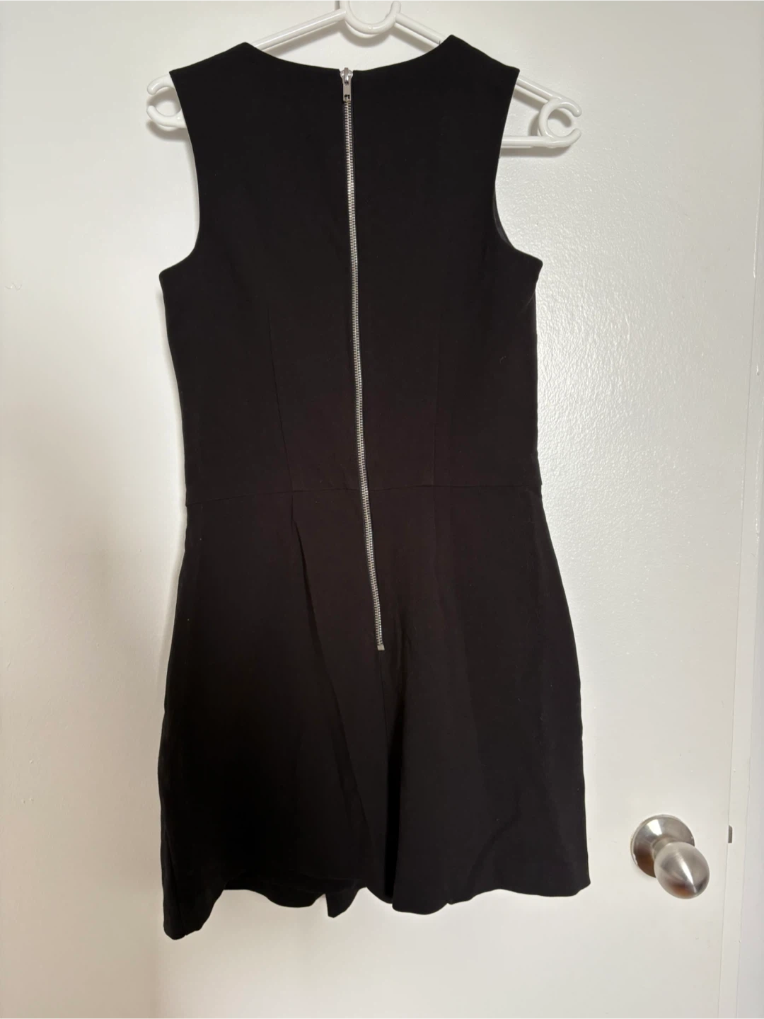Black Sleeveless Dress - photo 2