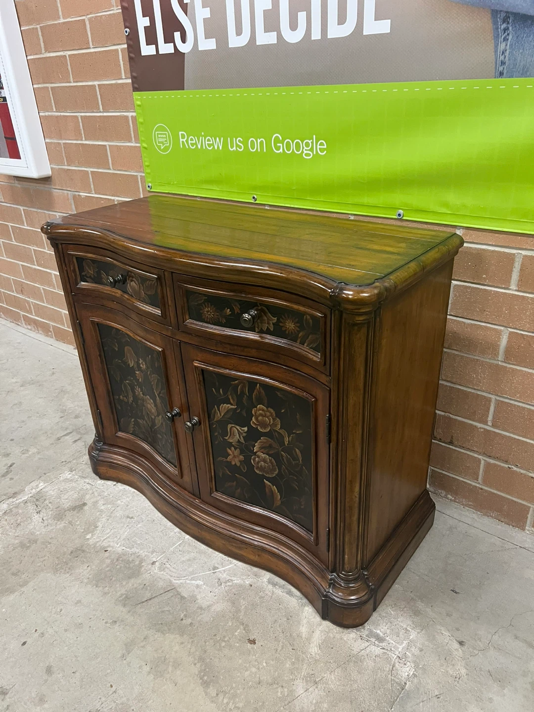 Wooden Buffett/Cabinet with Floral Design - photo 2