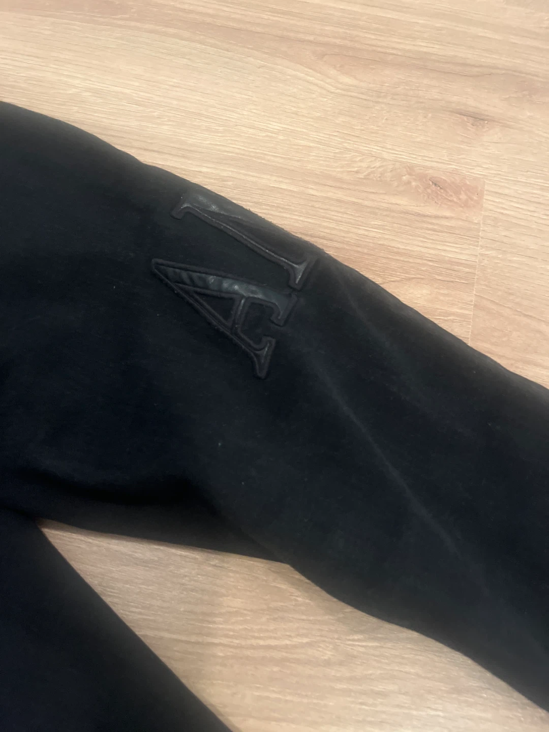 Amiri Black Distressed Jeans - photo 3