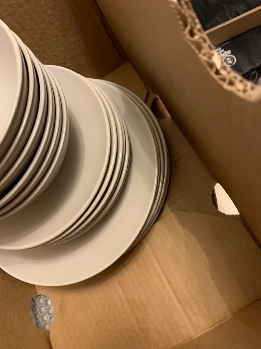 IKEA Dinnerware Set - Plates and Bowls thumbnail