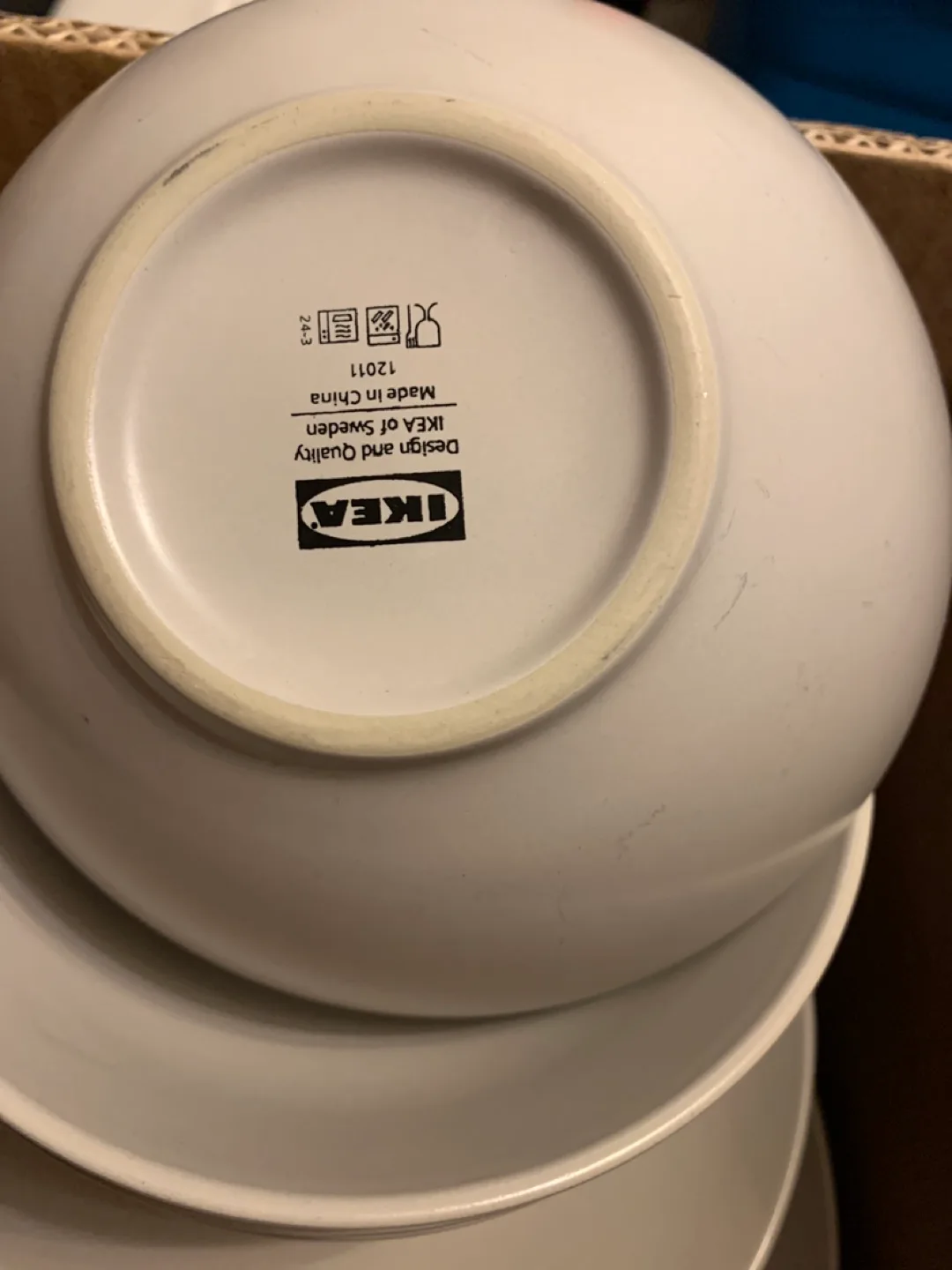 IKEA Dinnerware Set - Plates and Bowls image indicator(3)