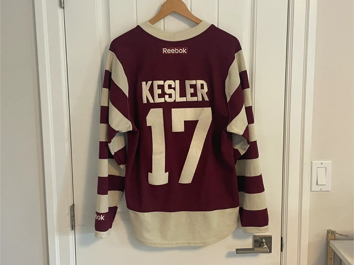 Authentic Reebok Vancouver Canucks Ryan Kesler Jersey Med/Sm thumbnail