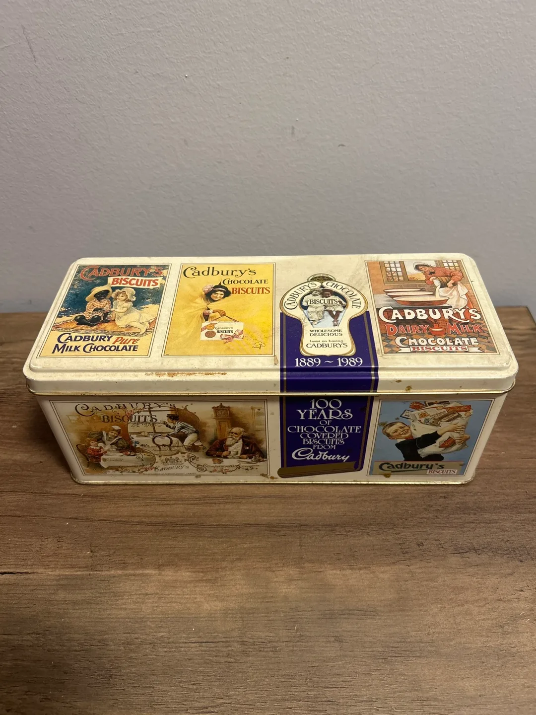 Vintage Cadbury's Chocolate Biscuits Tin thumbnail