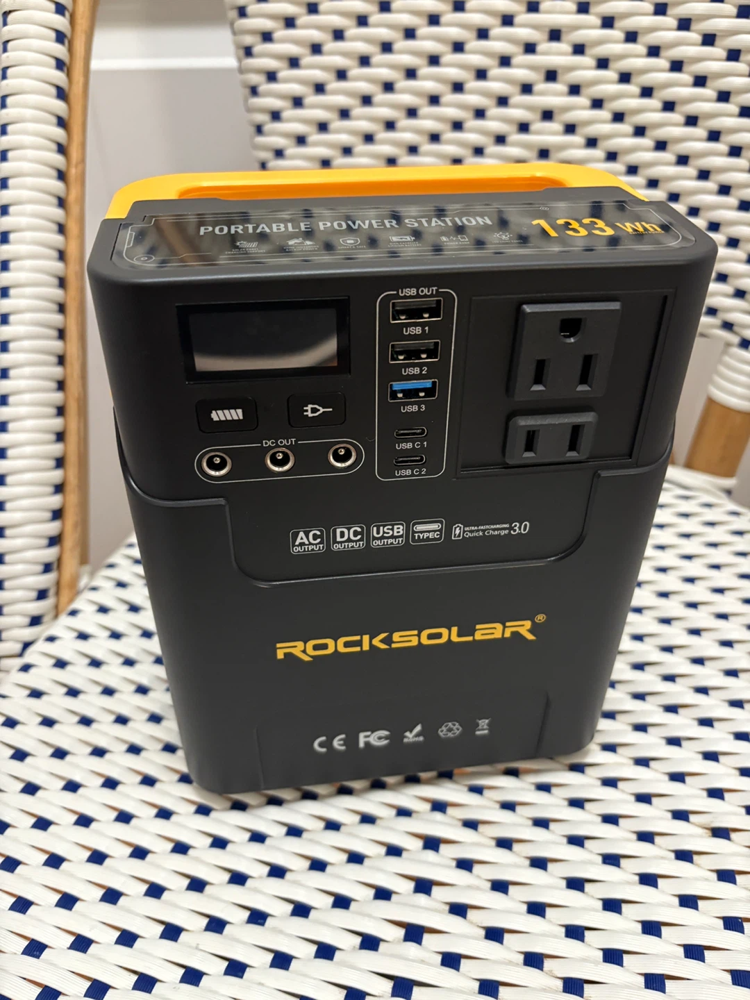 Rocksolar Portable Power Station 133W - photo 2