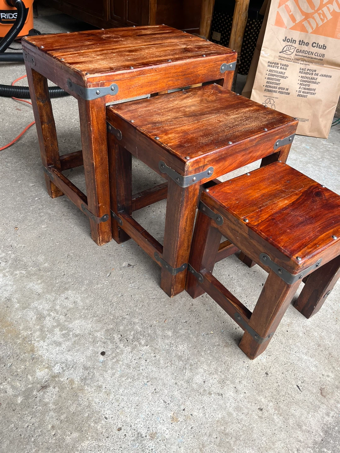 Set of 3 Wooden Nesting Tables - photo 2