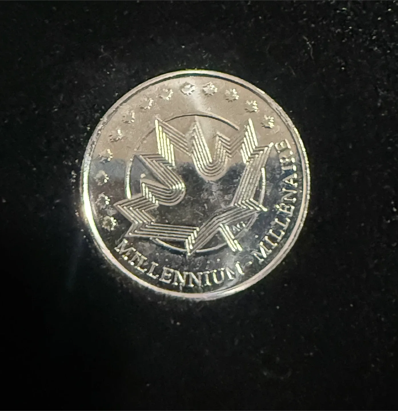 Canada 1999-2000 Millennium Keepsake Coin Set image indicator(2)