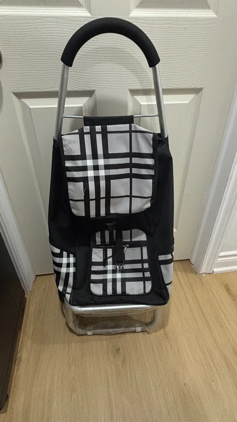 Plaid Pattern Shopping Cart - Black & White