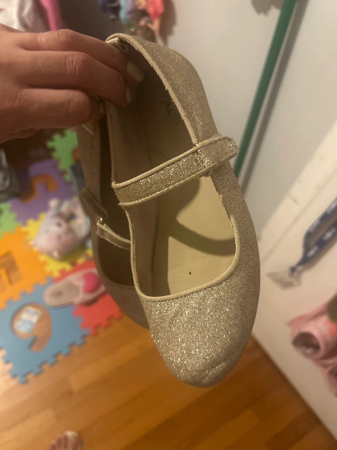 Cat & Jack Gold Glitter Mary Janes - Size 2 - photo 3