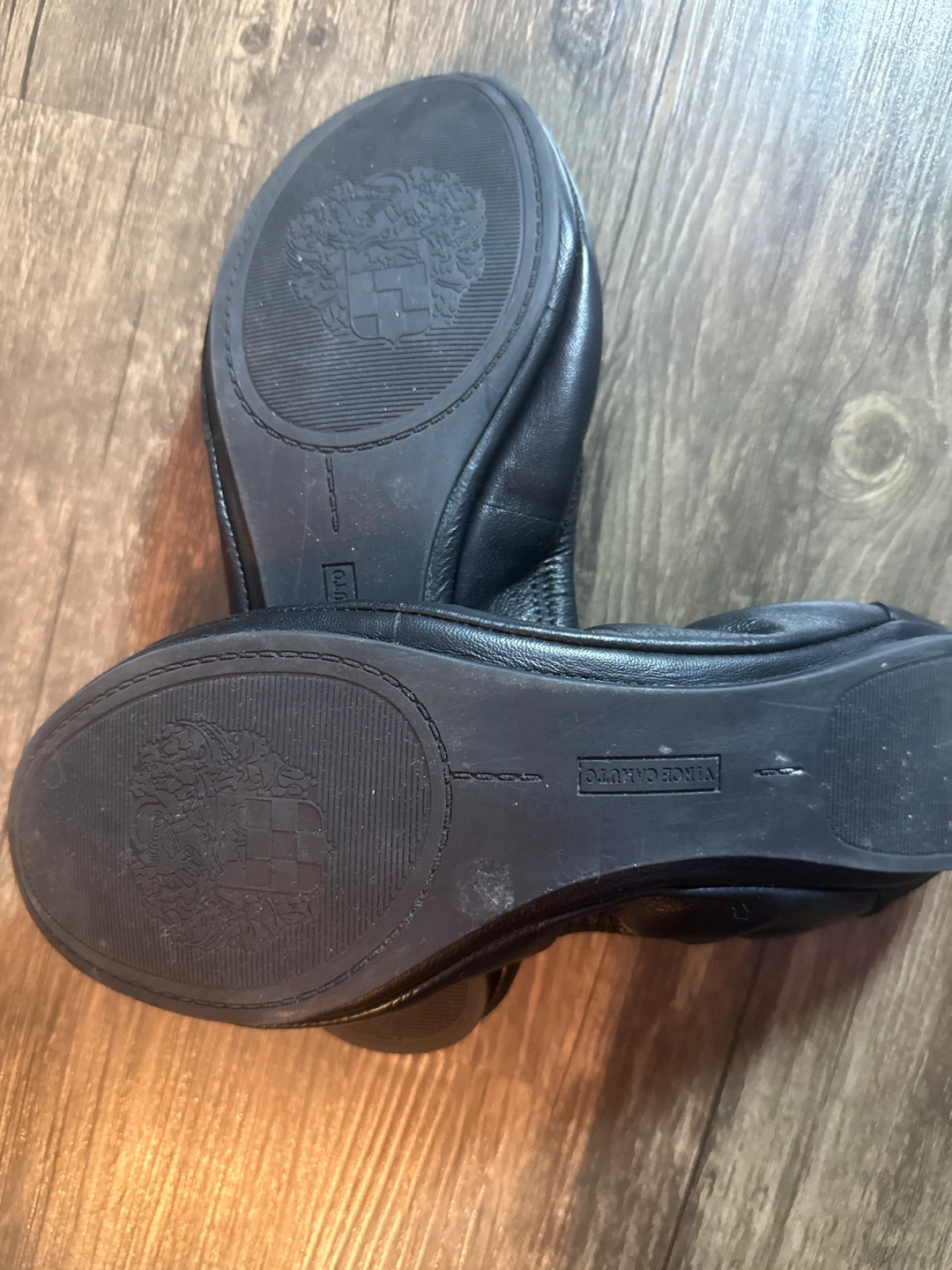 Vince Camuto Black Leather Ballet Flats - photo 3