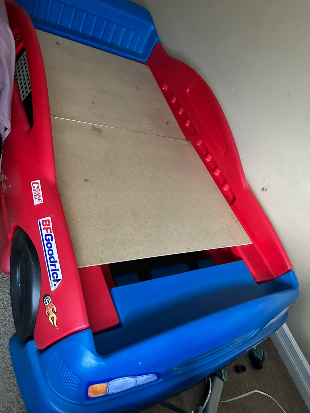 Step2 Stock Car Convertible Bed - Kids' Bed