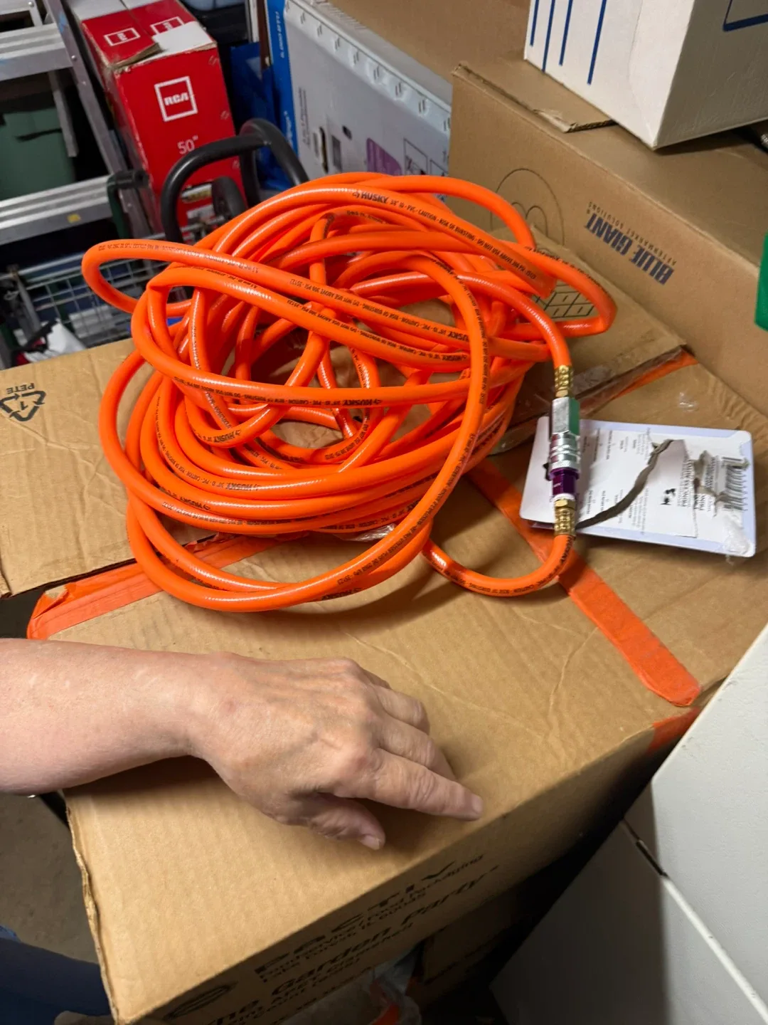 Husky 26 Gallon Air Compressor image indicator(3)