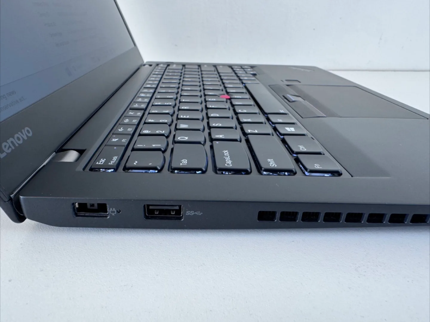 Lenovo I5-7th. 16GB/256GB/ Win 11 Laptop image indicator(5)