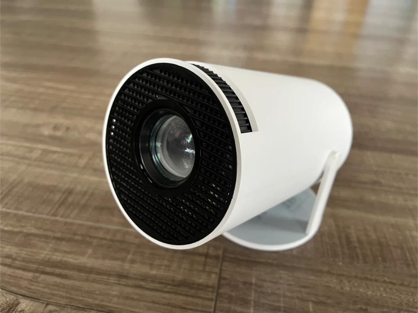 HY300 Portable Projector - White image indicator(2)