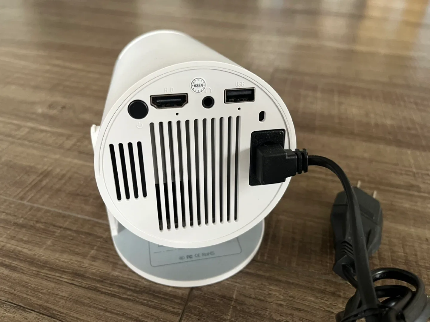 HY300 Portable Projector - White image indicator(4)