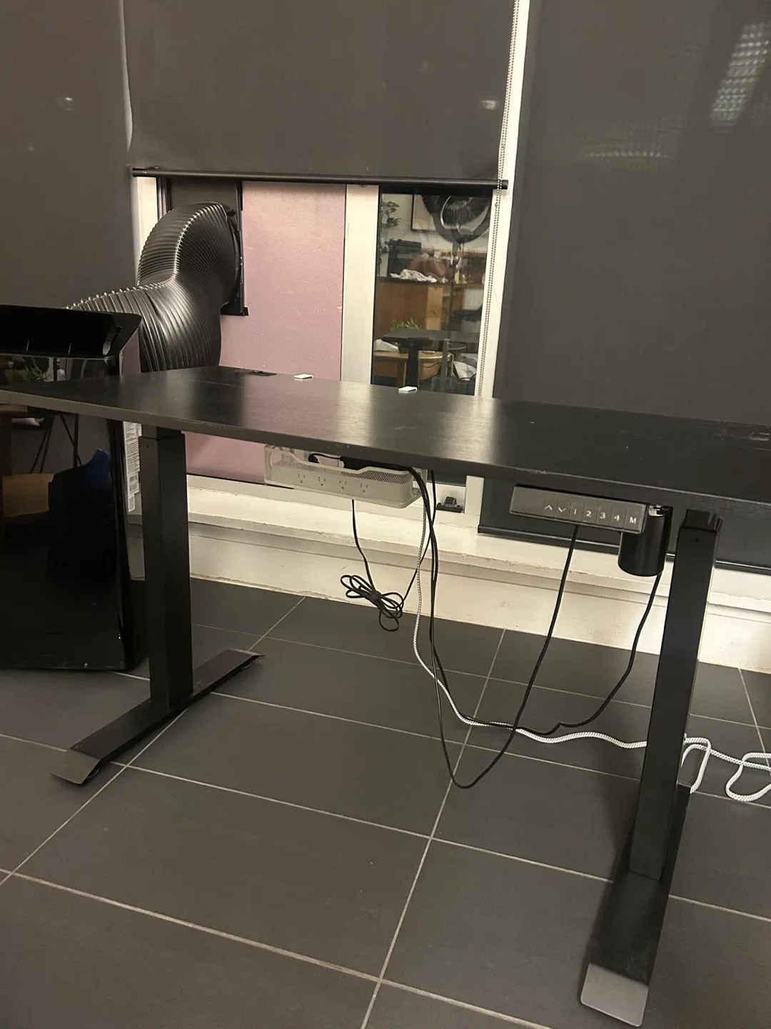 Black electric Standing Desk