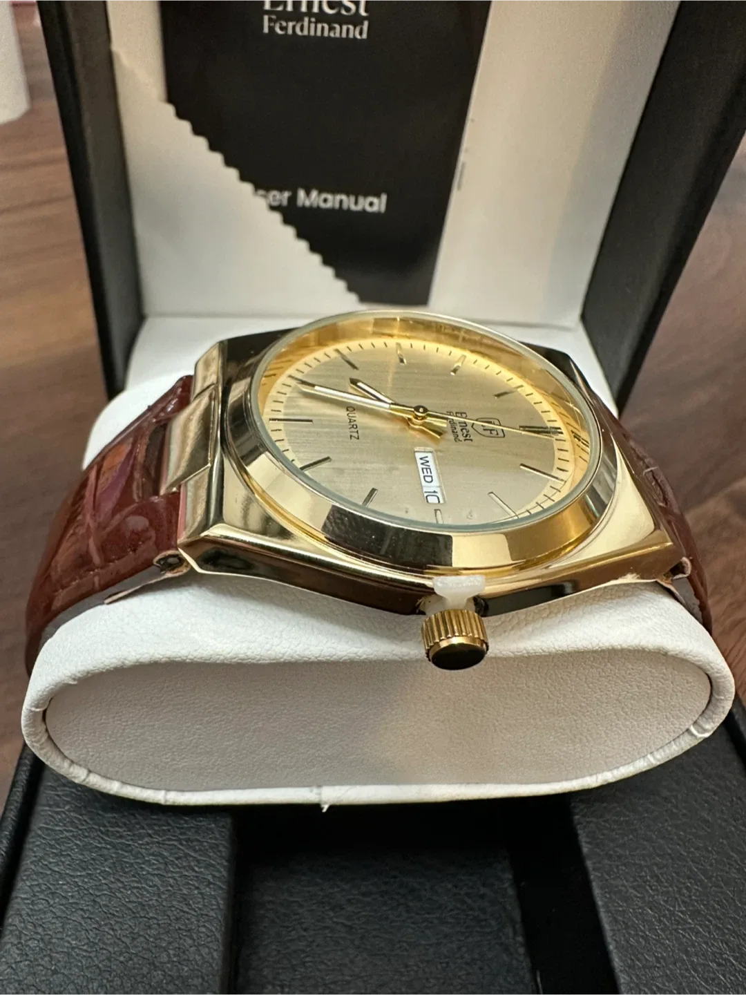 Ernest Ferdinand Quartz Watch image indicator(4)