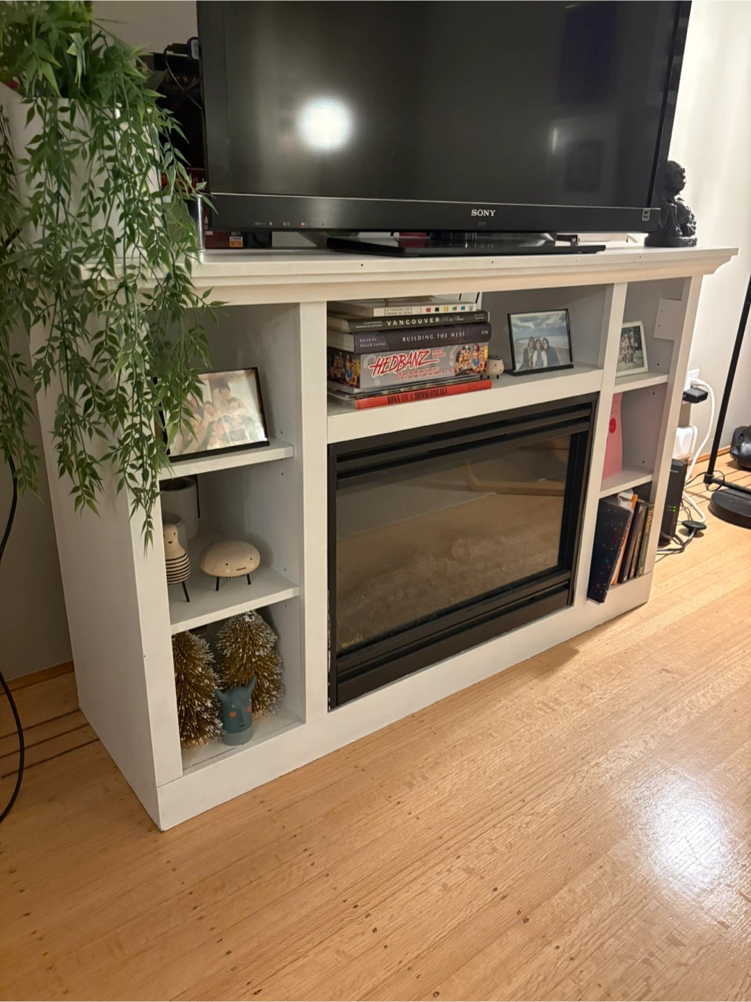 Muskoka Electric Fireplace TV Stand White - photo 2