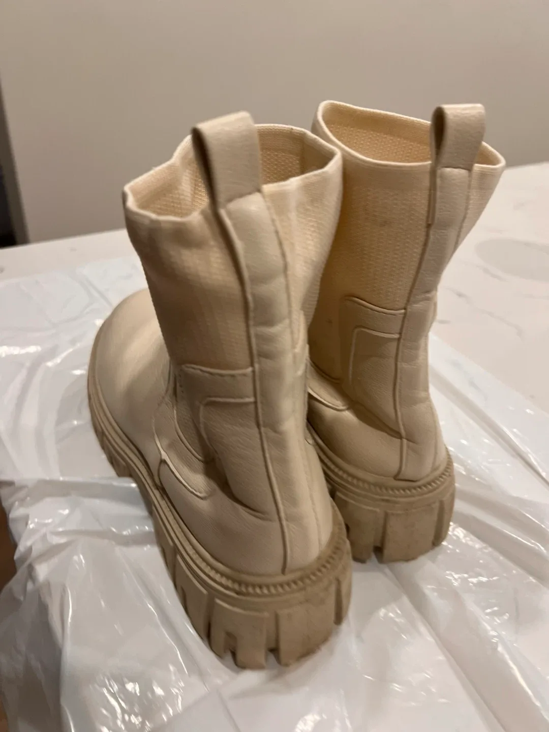 Ardene Boots image indicator(4)