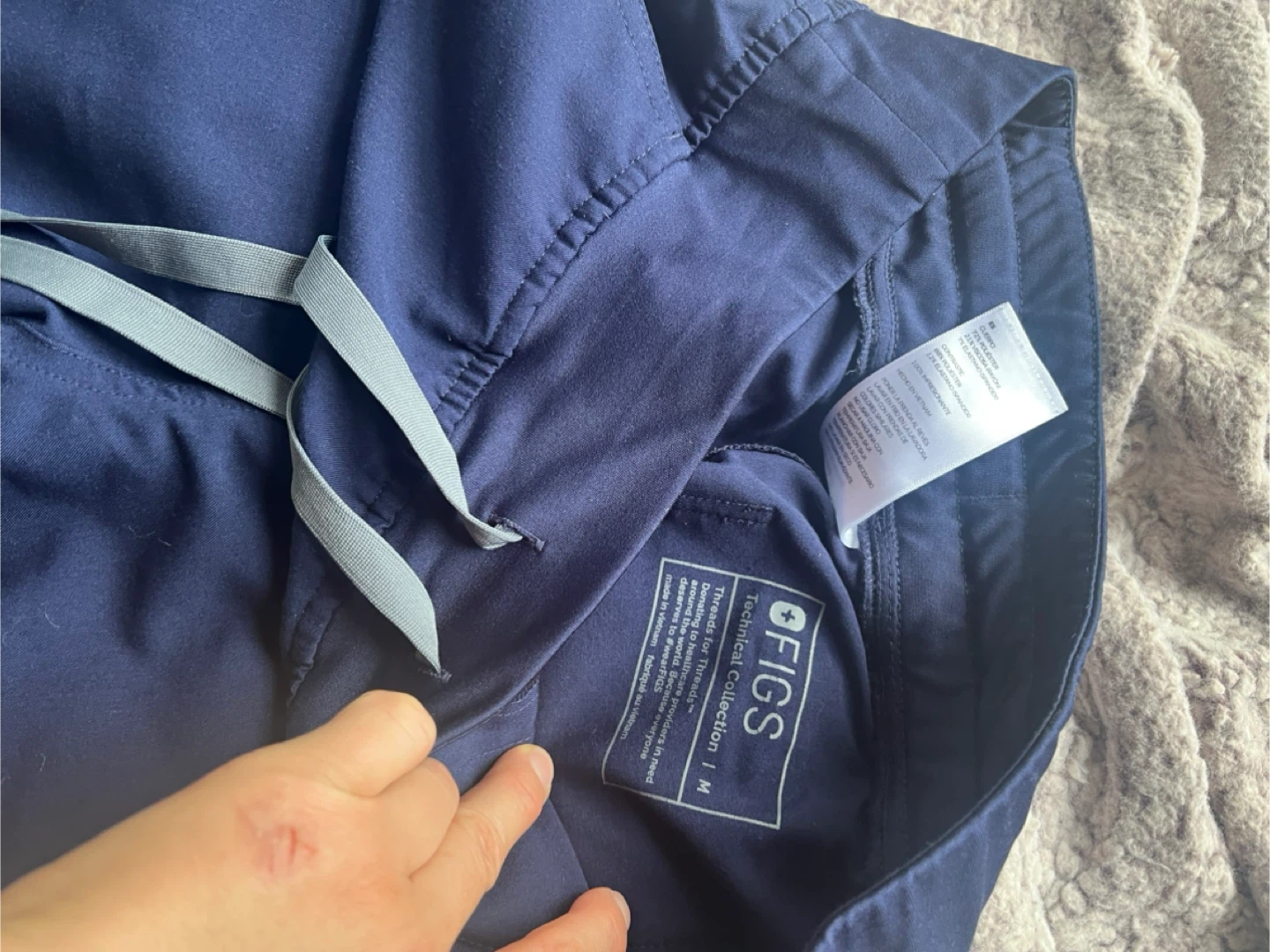 FIGS scrub pants - photo 3