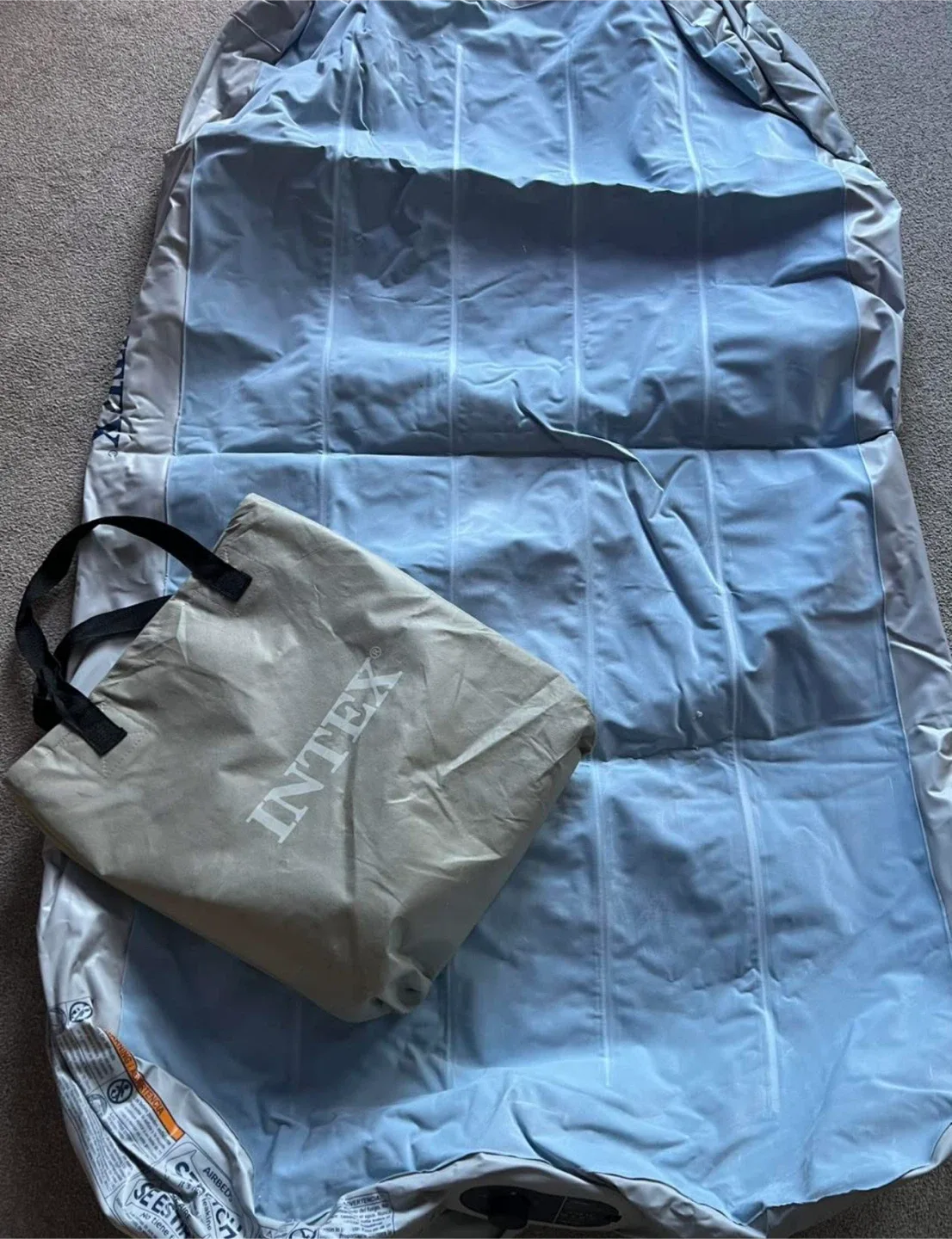 Twin Air Bed w/ Built-in USB Electric Pump image indicator(4)