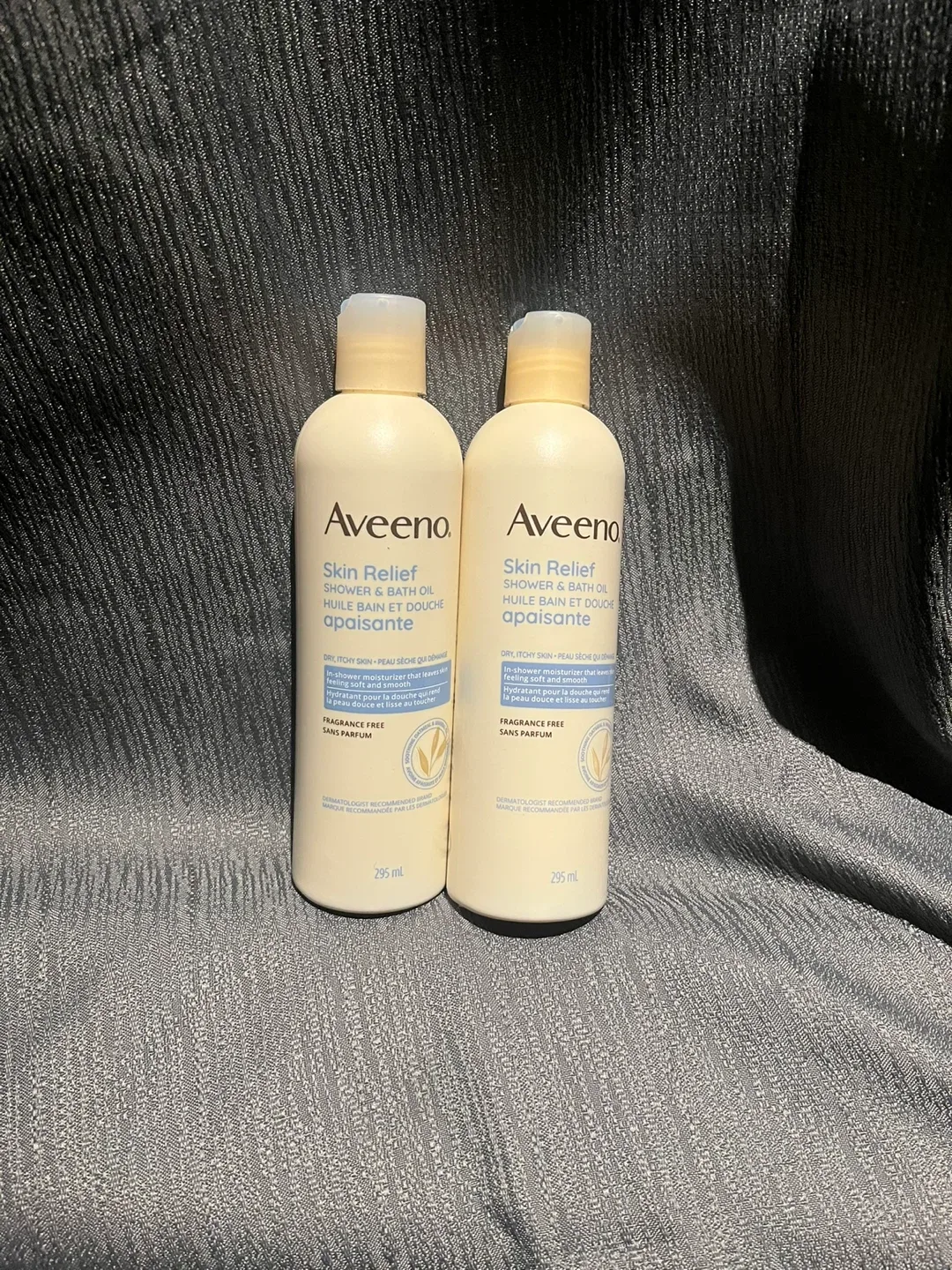 Aveeno Skin Relief Shower & Bath Oil (2 x 295ml) thumbnail