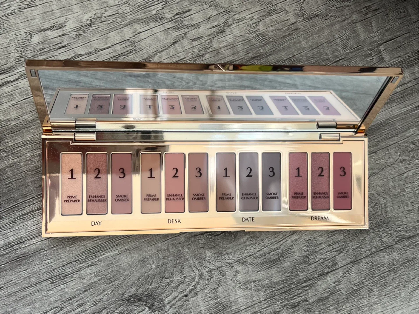 Charlotte Tilbury Pillow Talk Dreams Luxury Palette image indicator(2)