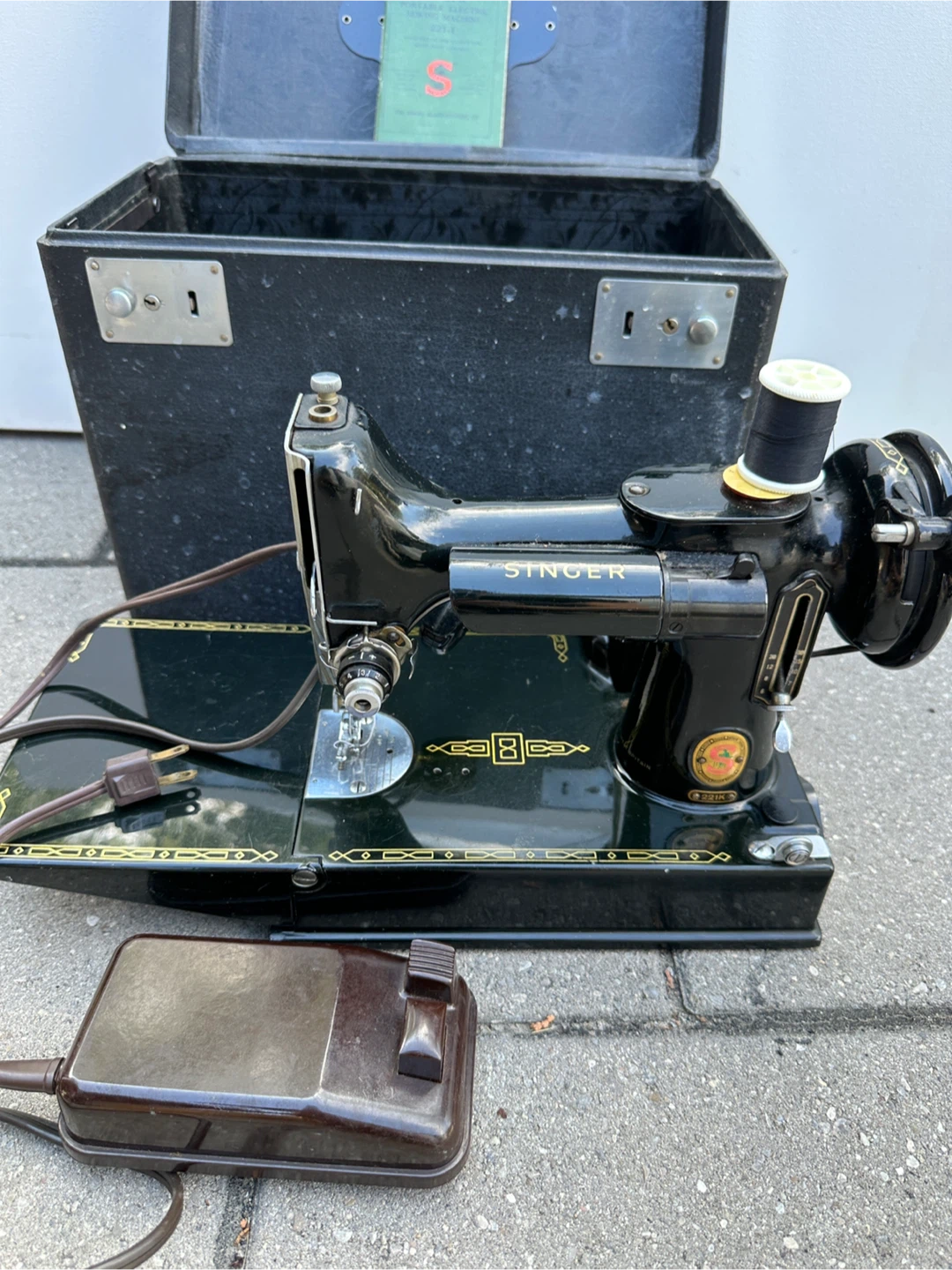 Old vintage Singer sewing machine