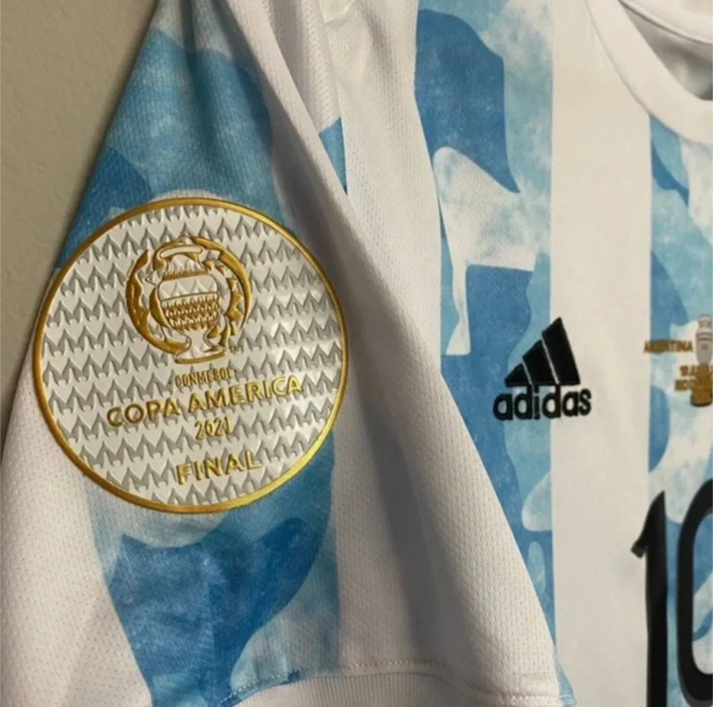Lionel Messi Argentina #10 Copa América Final 2021 Jersey image indicator(3)
