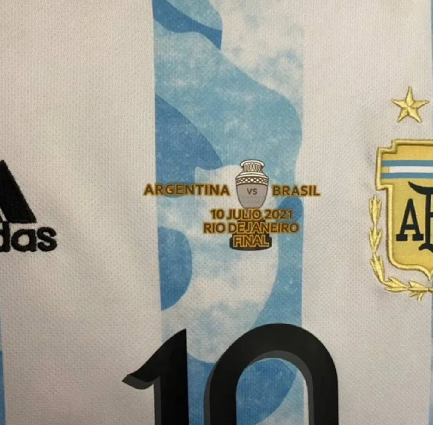 Lionel Messi Argentina #10 Copa América Final 2021 Jersey image indicator(4)