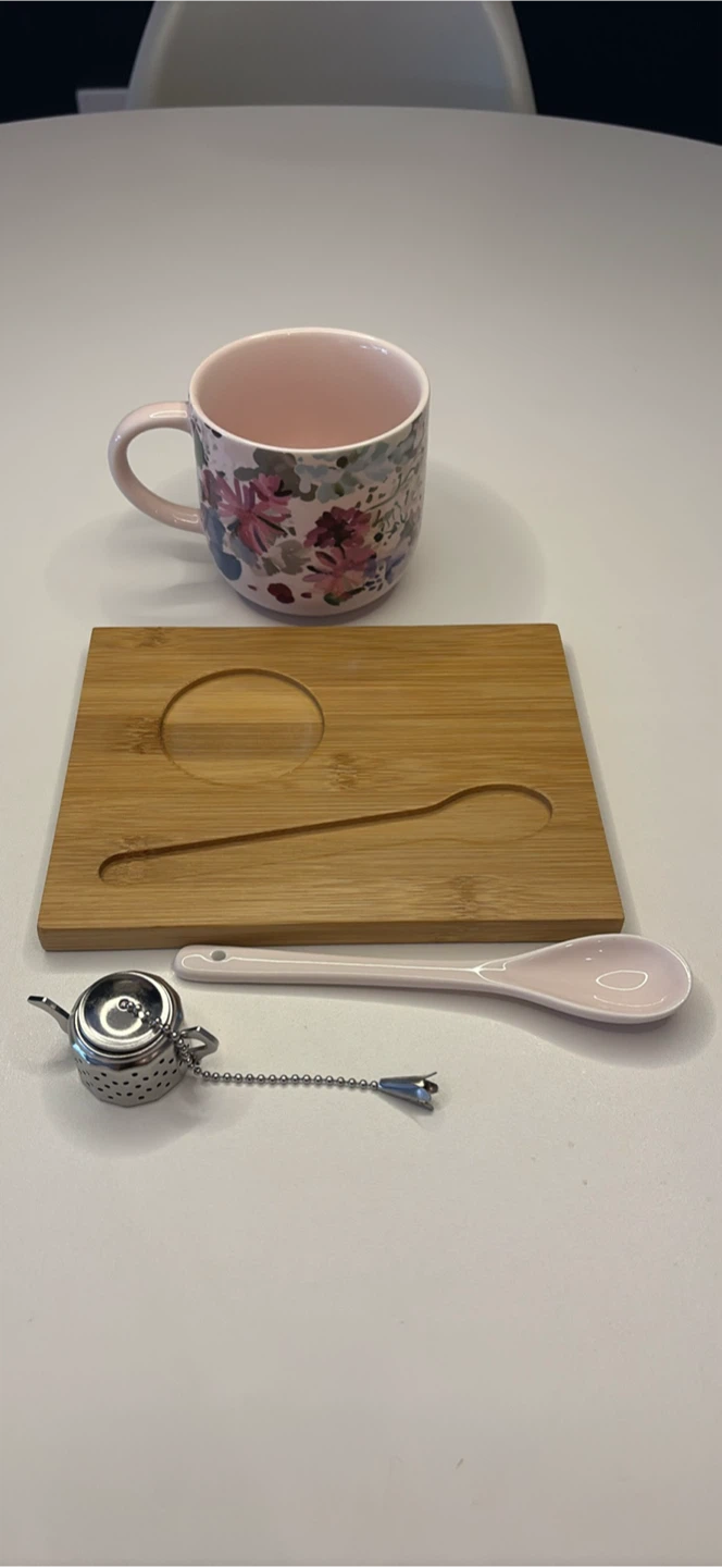 "Winter Floral" Tea Set - New in Box - photo 2
