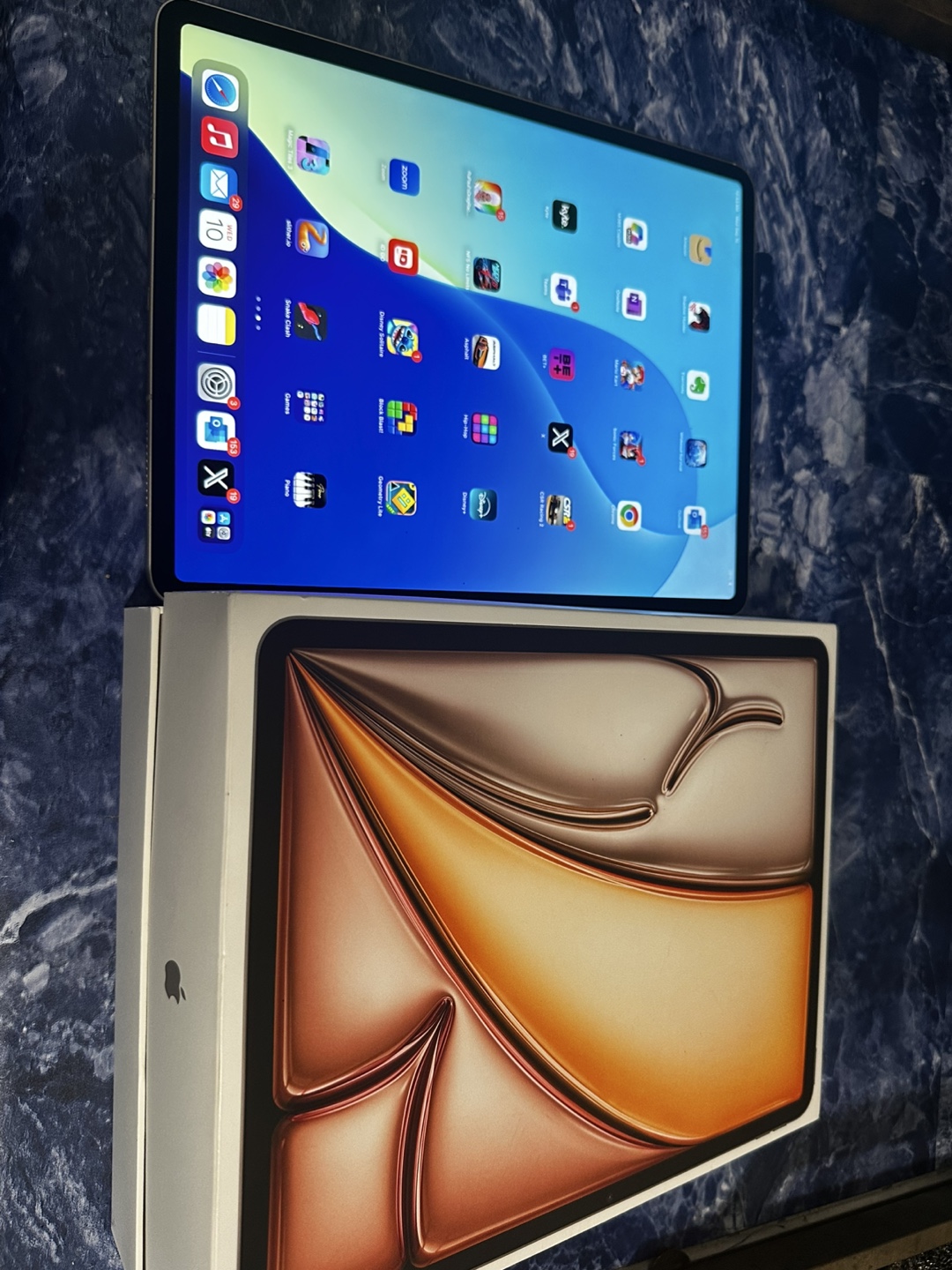 Apple iPad Air 13 Inch