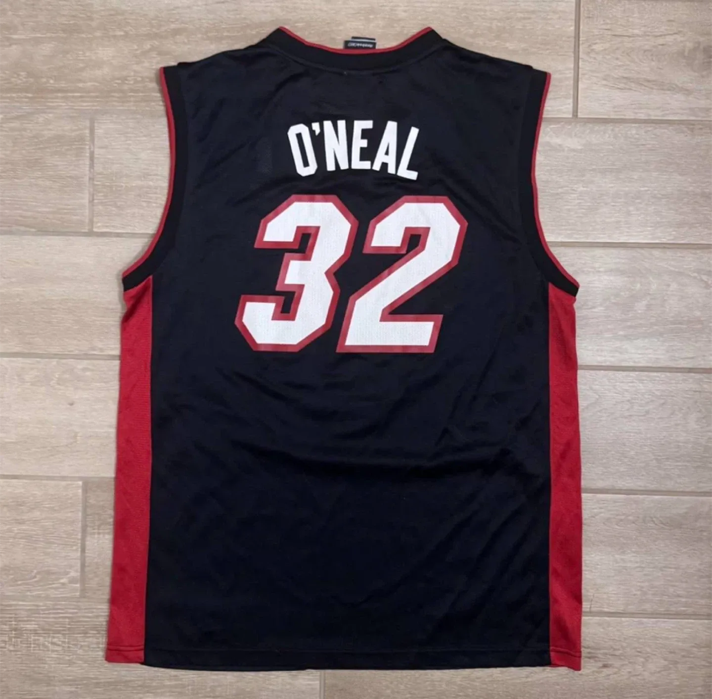 Shaquille O’Neal Miami Heat 2005/2006 Reebok Black NBA Jersey image indicator(3)