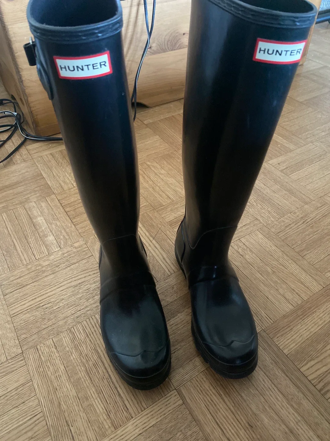 Hunter Black Rain Boots, Size 8 thumbnail