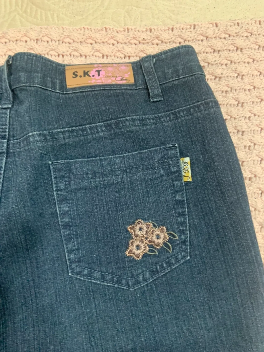 WOMEN’S S.K.T Jeans - Size 34 image indicator(10)