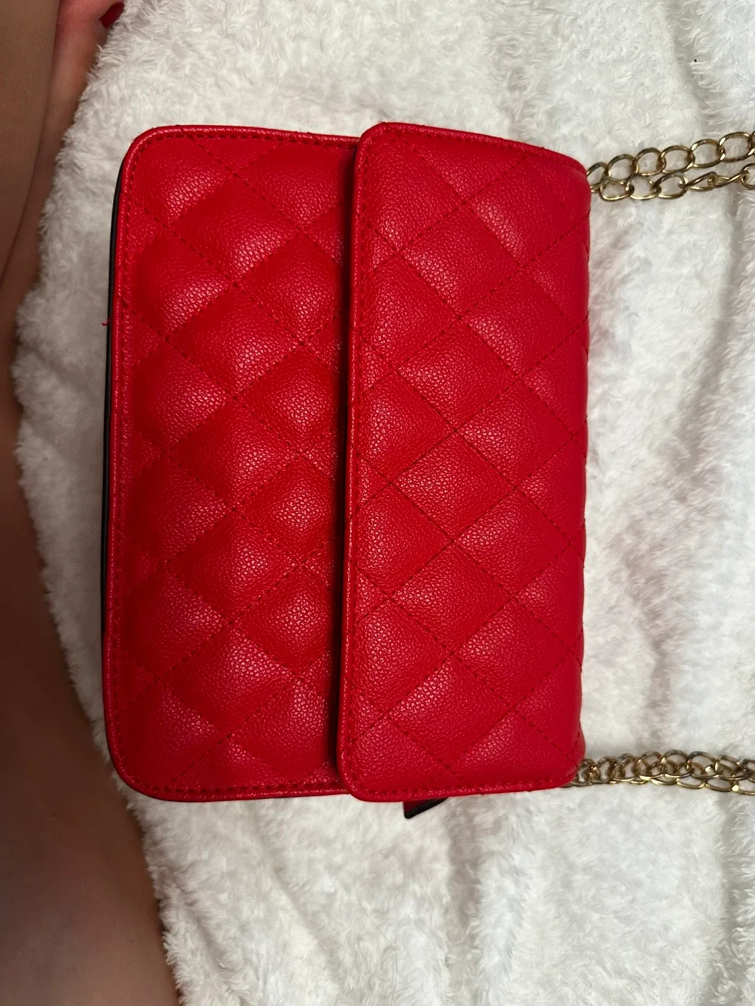 Red Quilted Chain Bag thumbnail