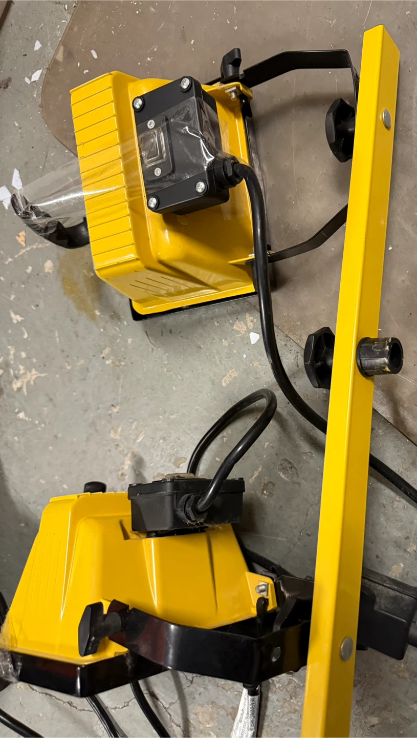 DeWalt Work Light - photo 4