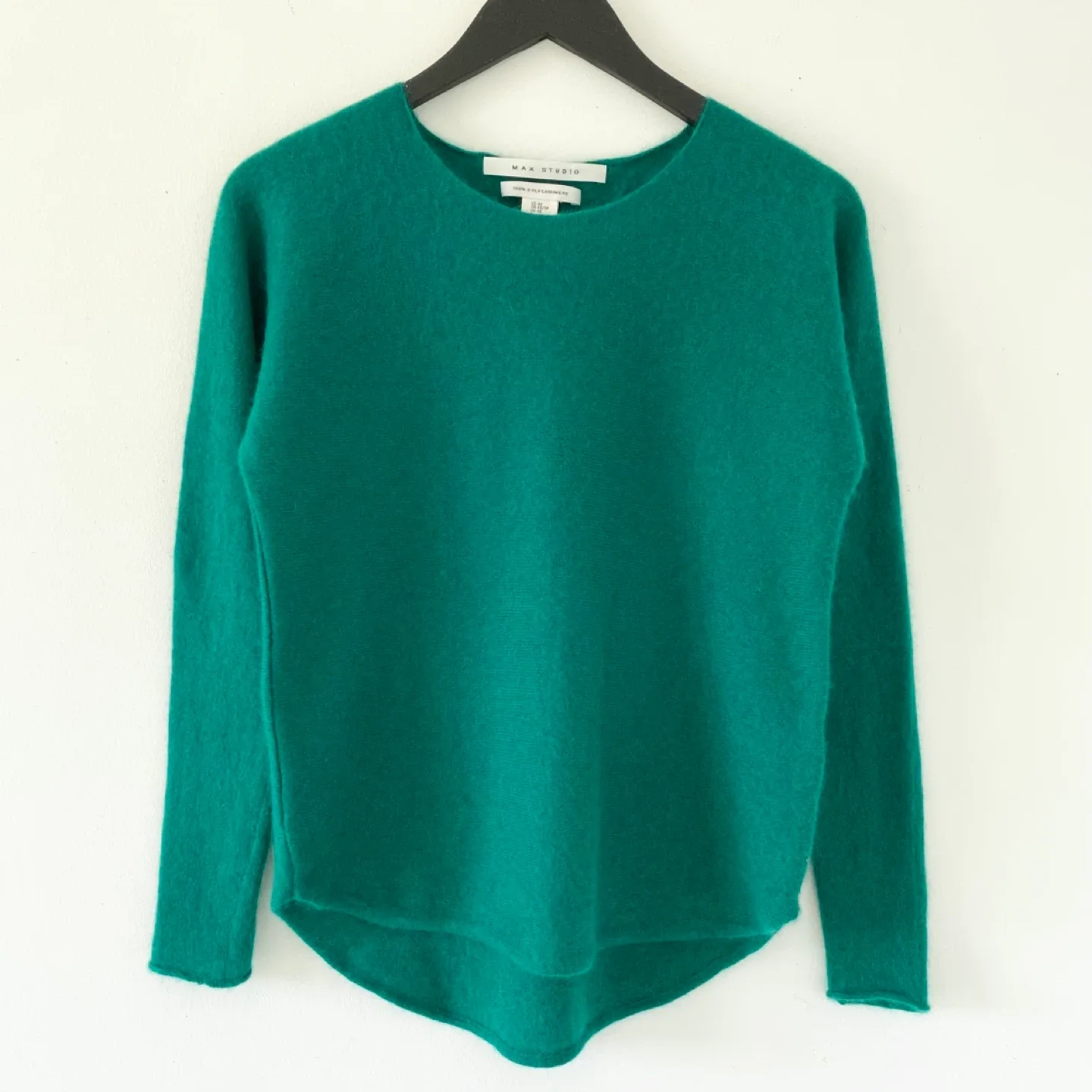 Max Studio 100% 2-Ply Cashmere Sweater thumbnail